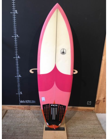 Eor surfboard  5’2"