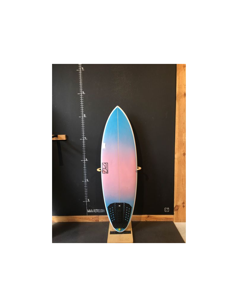 Rt  Roundbox  5’4"