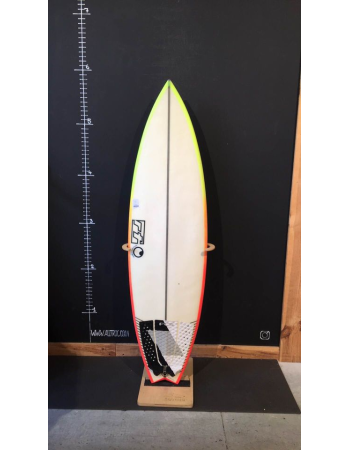 Rt surfboard  5’9"