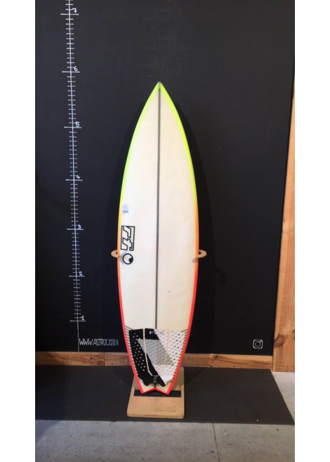 Rt surfboard  5’9"