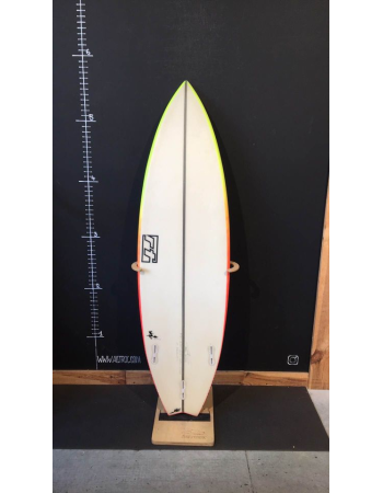 Rt surfboard  5’9"