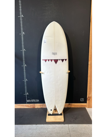 Tooth surfboard   5’6"