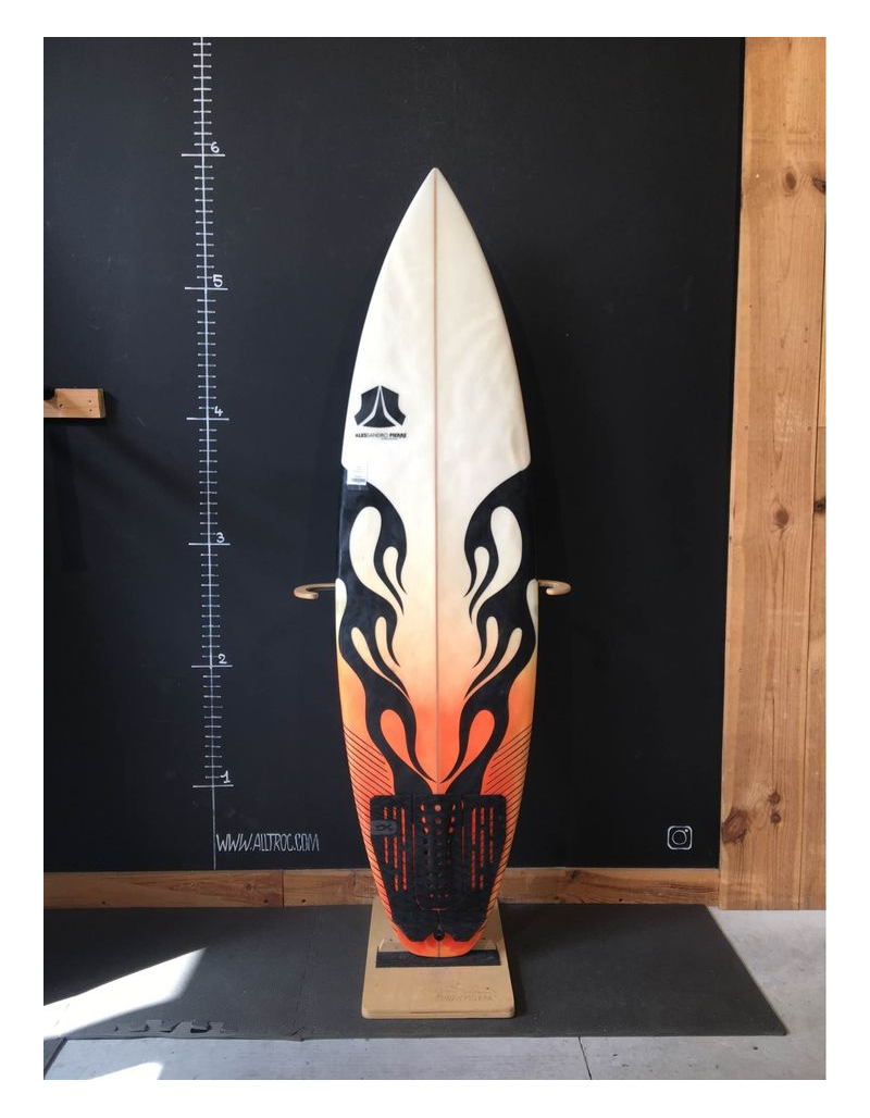 Alessandro Pierre  Black Scorpion  5’8"