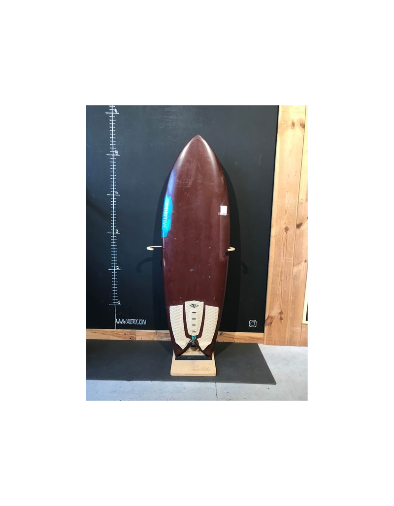 Primitive  5’4"