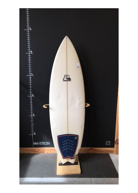 Quiksilver Surfboard  5’8"