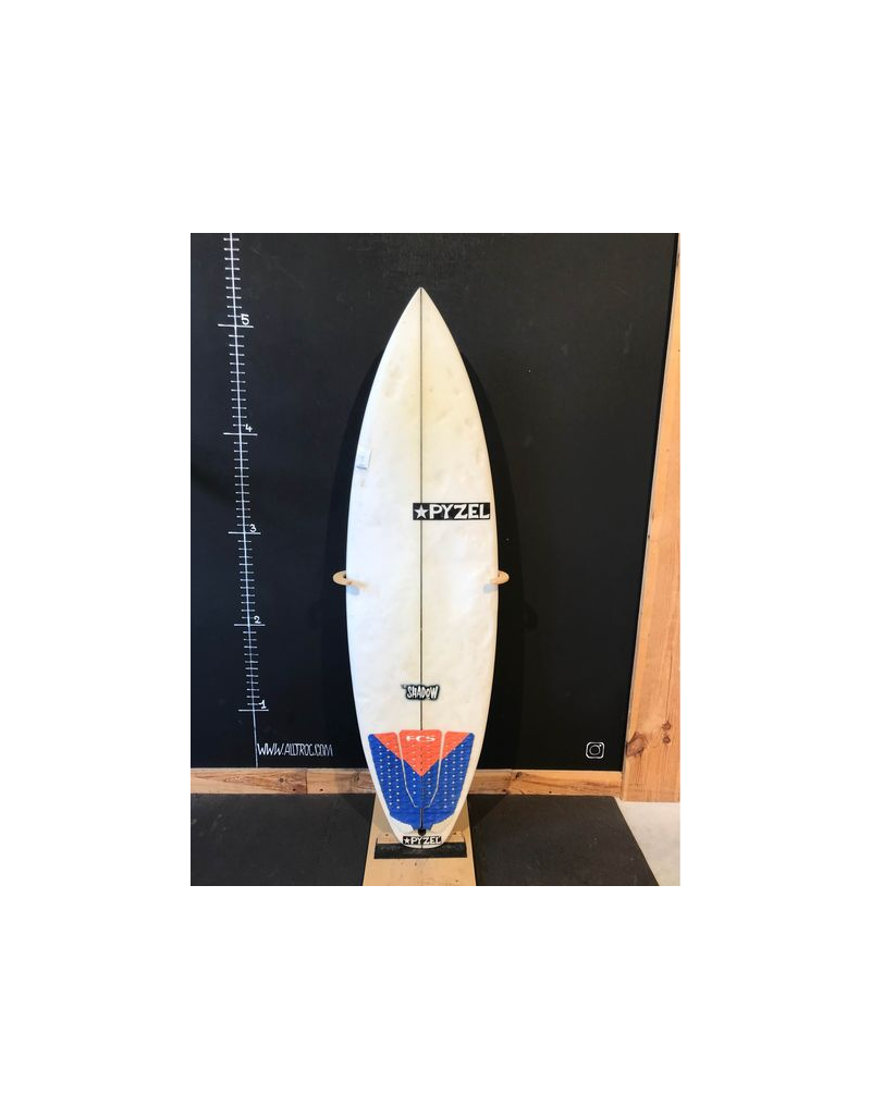 Pyzel Grom shadow 5’2"