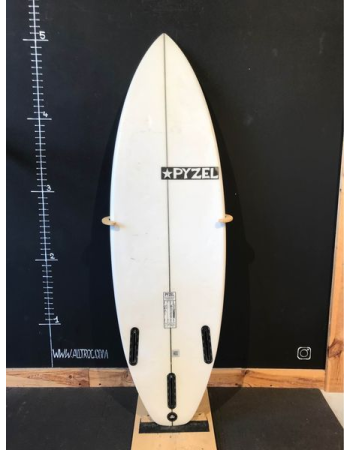 Pyzel Grom shadow 5’2"