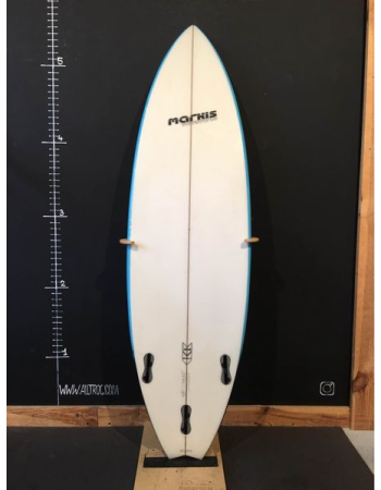 Markis surfboard  5’7"