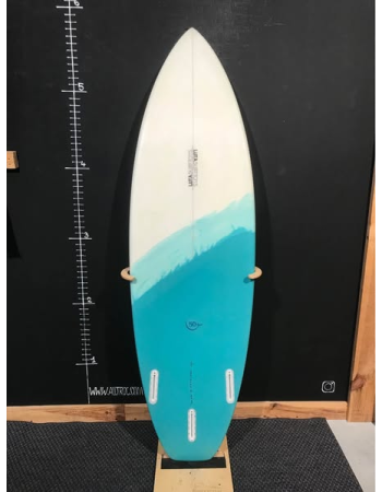 Luta surfboard 5’10"