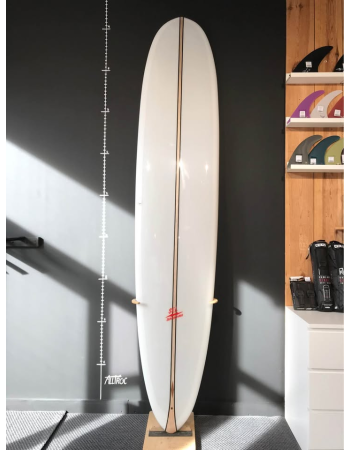 Sel surfboard  9’3"