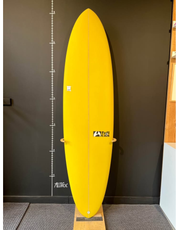 Full and cas  Performer  7’0"